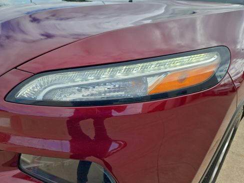 Used 2018 Jeep Cherokee Latitude Plus FWD image 10