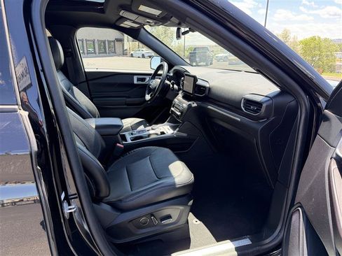 Used 2020 Ford Explorer Limited w/ Class III Trailer Tow Package AWD/4WD image 12