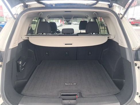 Certified 2023 Nissan Rogue SV AWD/4WD image 22