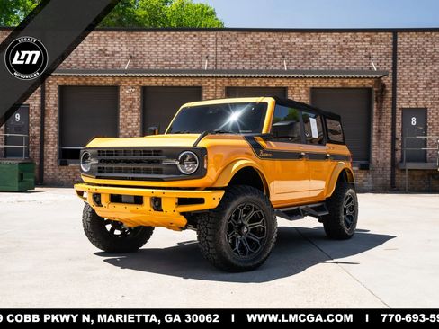Used 2022 Ford Bronco 4-Door AWD/4WD image 1