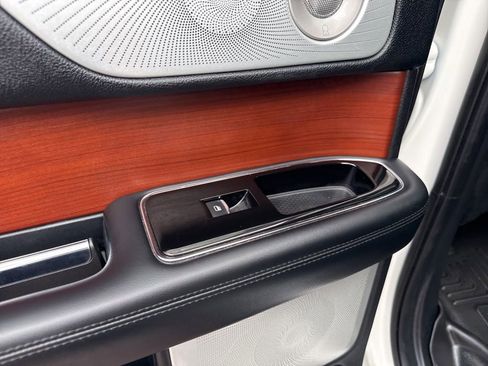 Used 2020 Lincoln Navigator L Reserve w/ Equipment Group 208A Reserve image 39