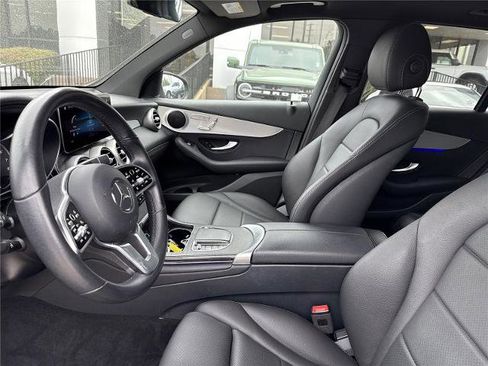 Used 2021 Mercedes-Benz GLC 300 image 4