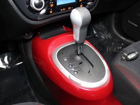 Used 2013 Nissan Juke SV image 15