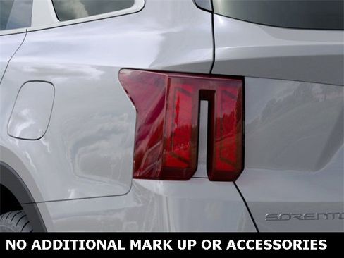New 2026 Kia Sorento S w/ S Panoramic Sunroof Package image 11