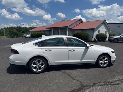 Used 2024 Honda Accord LX image 11