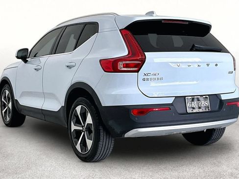 Certified 2024 Volvo XC40 B5 Core w/ Protection Package Premier AWD/4WD image 15