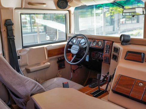 Used 1995 HUMMER H1 4-Door Wagon image 47