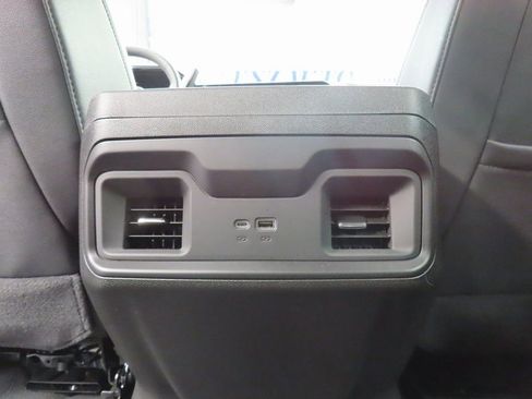 Used 2025 Chevrolet Silverado 2500 LT w/ Trail Boss Package image 11