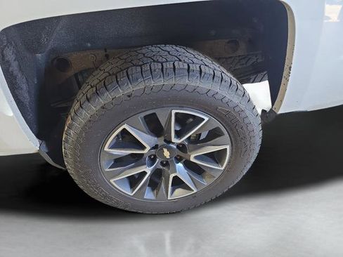 Used 2018 Chevrolet Silverado 1500 LTZ Z71 AWD/4WD image 25