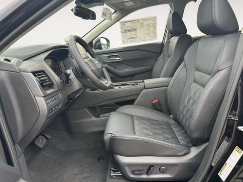New 2026 Nissan Rogue Platinum w/ Platinum Premium Package AWD/4WD image 19