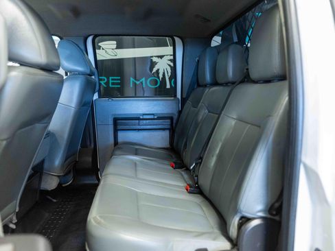Used 2012 Ford F550 4x4 Crew Cab Super Duty w/ Payload Upgrade Pkg image 12