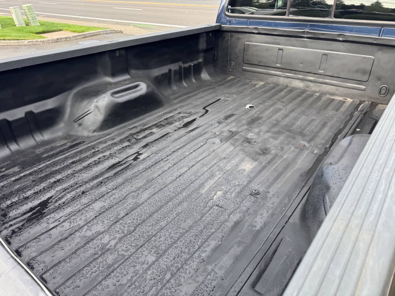 Used 2005 Ford F350 Lariat AWD/4WD image 11