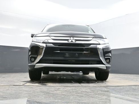 Used 2016 Mitsubishi Outlander SEL image 38