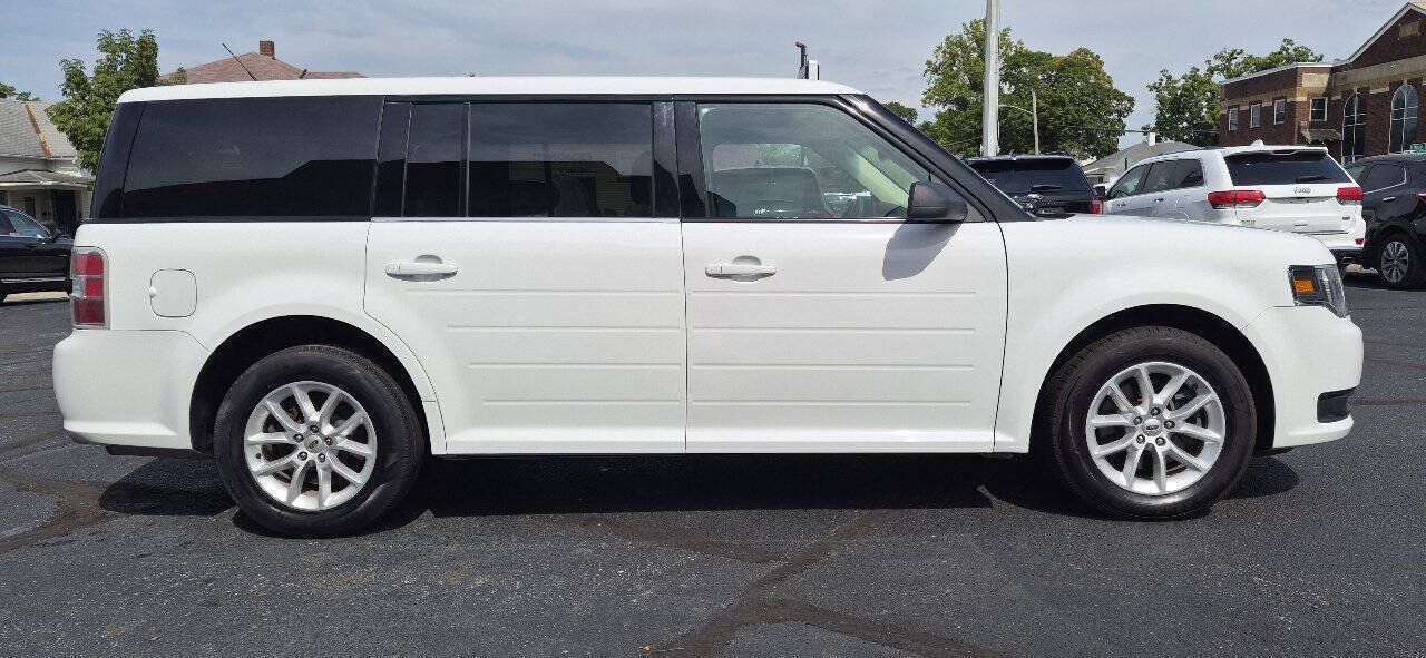 Used 2018 Ford Flex SE FWD image 6