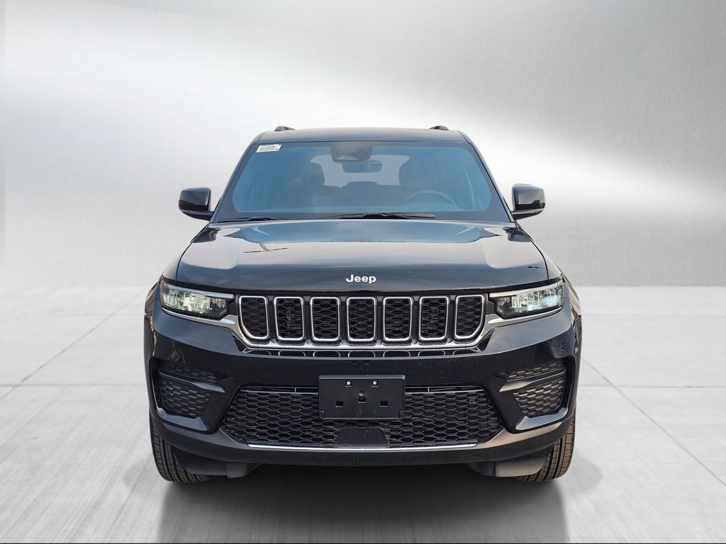 New 2025 Jeep Grand Cherokee Laredo X w/ Luxury Tech Group I AWD/4WD image 6