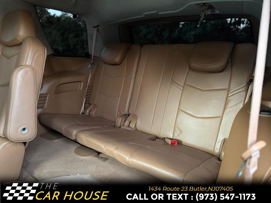 Used 2016 Cadillac Escalade Platinum AWD/4WD image 19