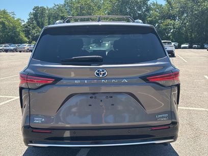 Certified 2024 Toyota Sienna Limited