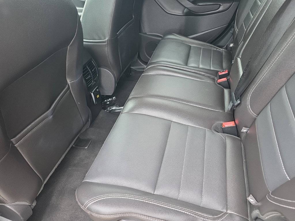 Used 2014 Ford Escape Titanium w/ Equipment Group 401A AWD/4WD image 11