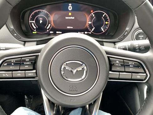 New 2025 MAZDA CX-90 Plug-In Hybrid w/ Preferred image 15