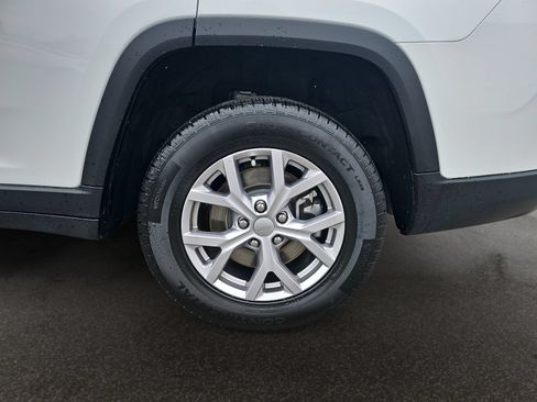 Used 2022 Jeep Grand Cherokee L Limited w/ Luxury Tech Group II AWD/4WD image 40