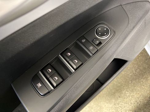 Used 2024 Kia Forte LXS FWD image 18