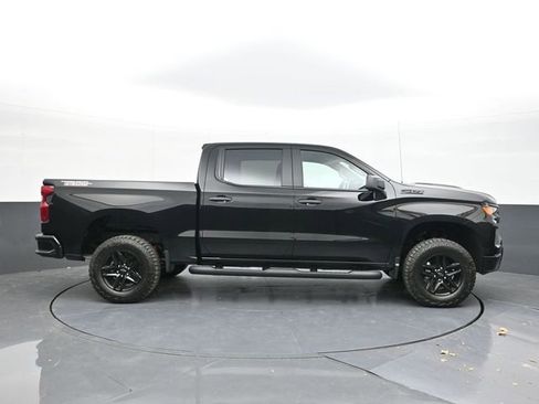 New 2026 Chevrolet Silverado 1500 Custom Trail Boss w/ LPO, Dark Essentials Package image 16
