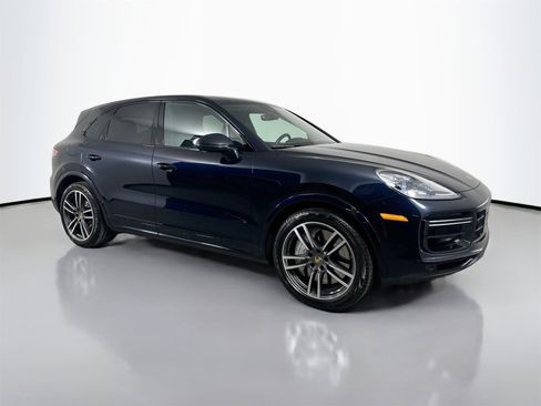 Certified 2022 Porsche Cayenne Turbo image 9