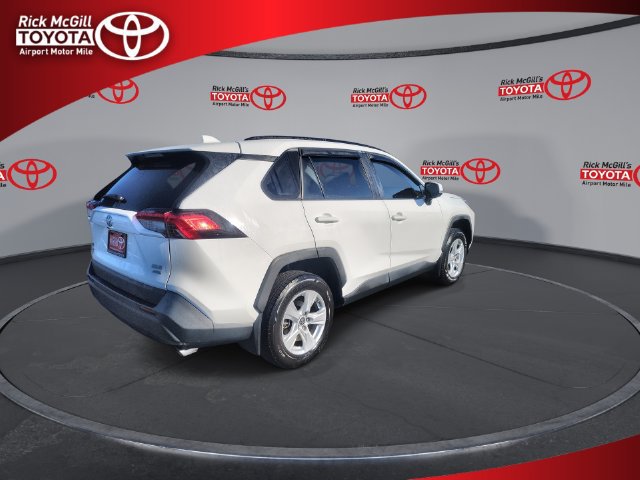 Used 2019 Toyota RAV4 XLE w/ Convenience Package AWD/4WD image 8