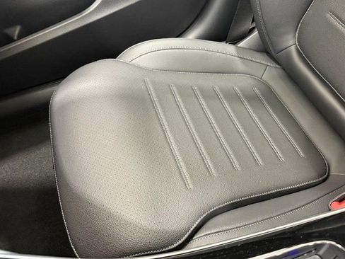 New 2026 Mercedes-Benz C 300 4MATIC Sedan image 18