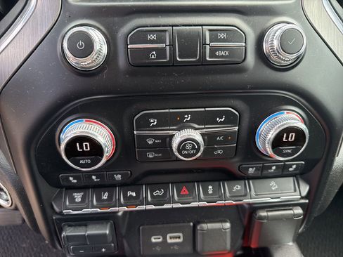 Used 2021 GMC Sierra 2500 Denali w/ Denali Ultimate Package image 20