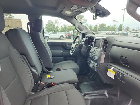 New 2026 GMC Sierra 3500 Pro w/ Convenience Package image 7