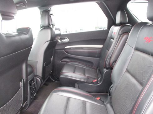Used 2017 Dodge Durango R/T image 38