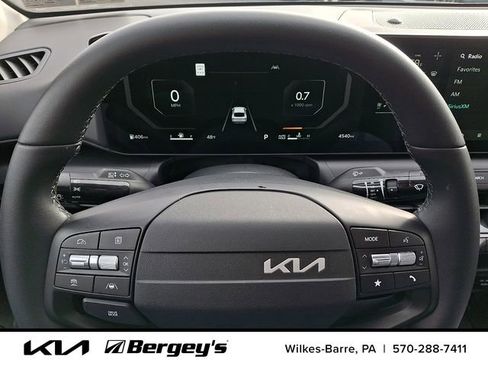 Certified 2025 Kia K4 EX image 21