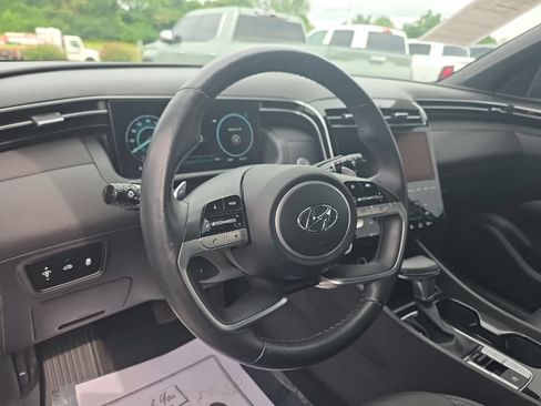 Used 2022 Hyundai Santa Cruz Limited AWD/4WD image 9