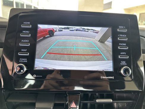 Used 2022 Toyota Camry LE image 26