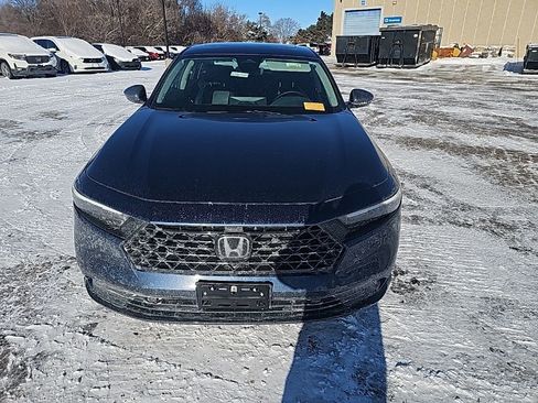 Used 2023 Honda Accord EX-L image 8