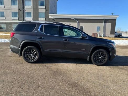 Used 2019 GMC Acadia SLT image 14