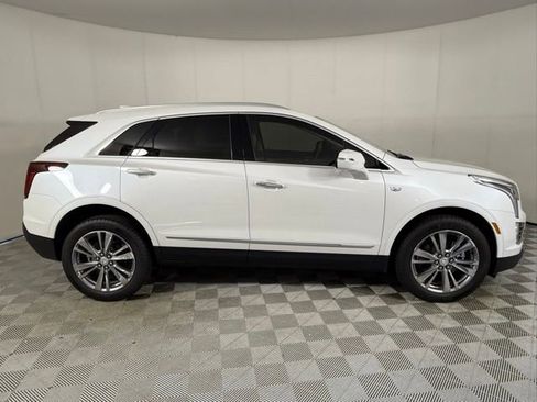 New 2025 Cadillac XT5 Premium Luxury image 8