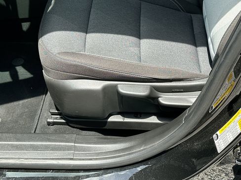 Used 2024 Chevrolet Trax LS w/ LS Convenience Package image 17