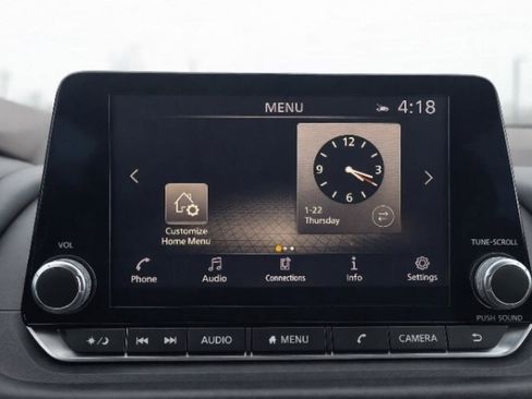 Used 2021 Nissan Rogue SV image 18