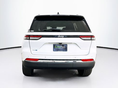 Used 2023 Jeep Grand Cherokee 4WD 4xe image 7