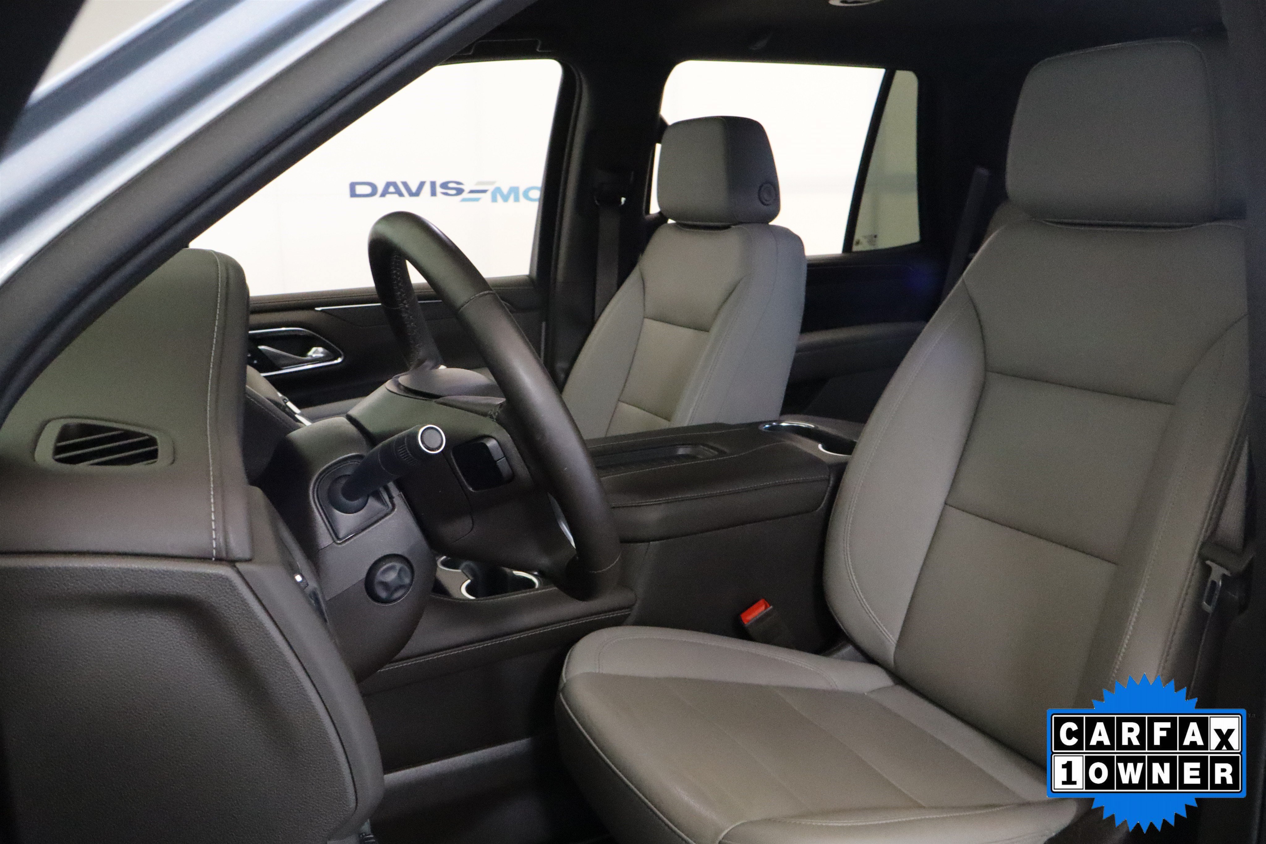 Used 2024 Chevrolet Tahoe LT w/ Luxury Package RWD image 22