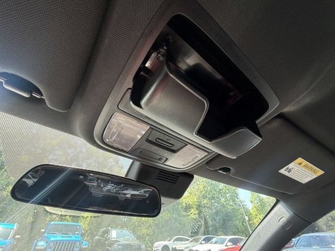 Used 2018 Honda Accord Sport image 20