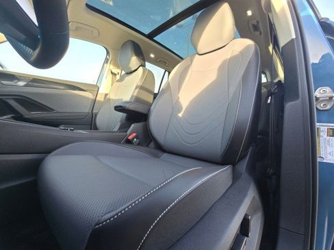 New 2026 Volkswagen Tiguan SE AWD/4WD image 24