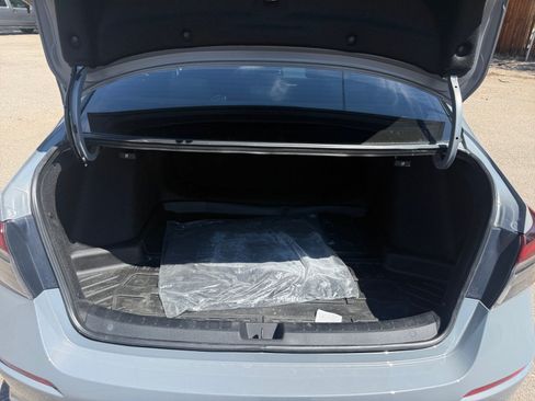 Used 2025 Honda Civic Sport image 32