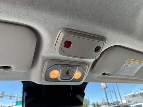 Used 2025 RAM ProMaster 2500 w/ Convenience Group FWD image 28