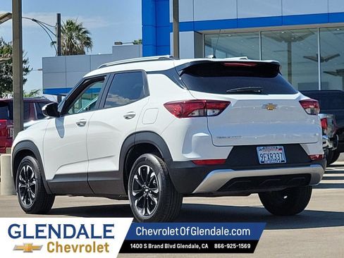 Certified 2023 Chevrolet TrailBlazer LT w/ Convenience Package FWD image 13