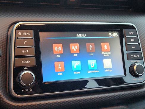 Certified 2025 Nissan Kicks Play S image 16