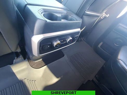 Used 2023 Ford Expedition XLT image 21