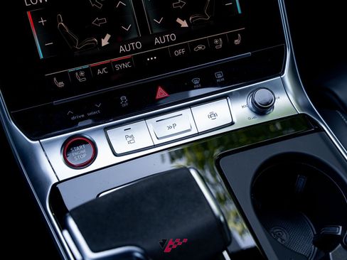 Used 2023 Audi RS 6 w/ Executive Package AWD/4WD image 19